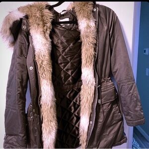 Laundry by Shelli segal medium brown jacket with hood and removable fur
